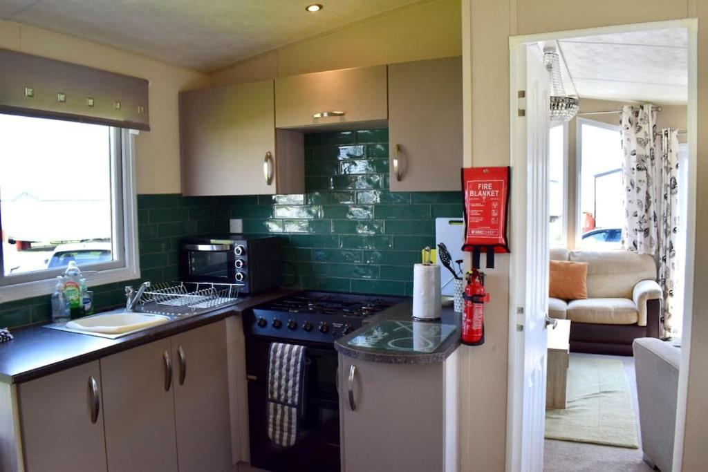 Cosy & Modern Private Seaview Caravan North Seaton ภายนอก รูปภาพ