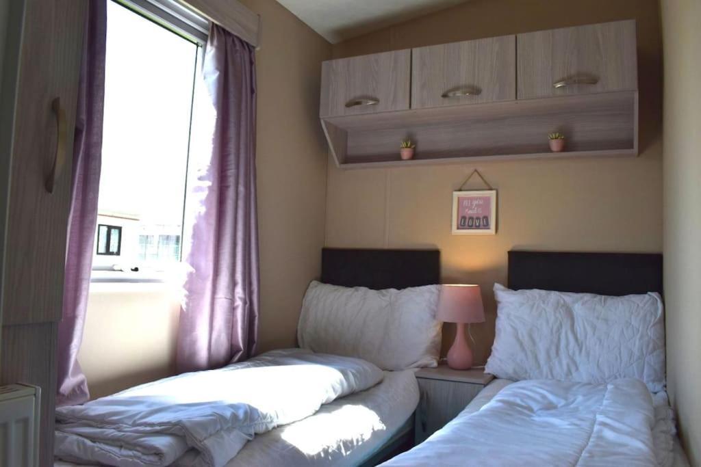 Cosy & Modern Private Seaview Caravan North Seaton ภายนอก รูปภาพ